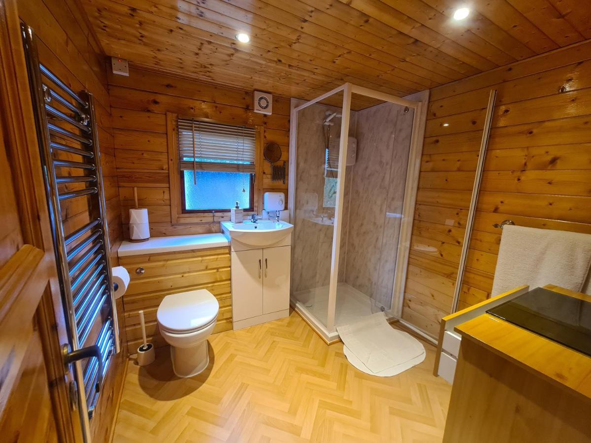 Cypress Log Cabins Accommodation Godshill  외부 사진